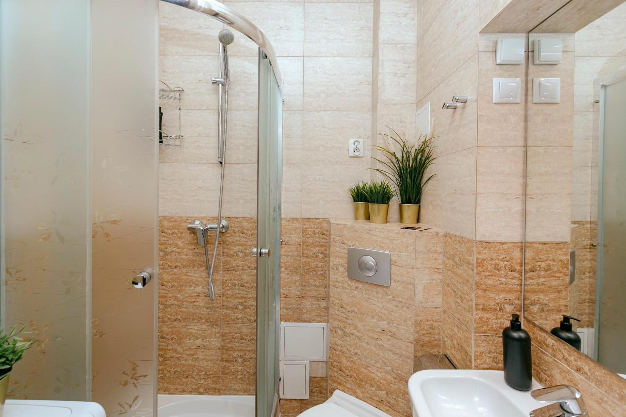 Plac Konstytucji 6 Orange - Apartament Dla 4 Osob - Bezplatny Parking - Free Parking - Piekny Widok Na Panorame Warszawy Варшава Экстерьер фото