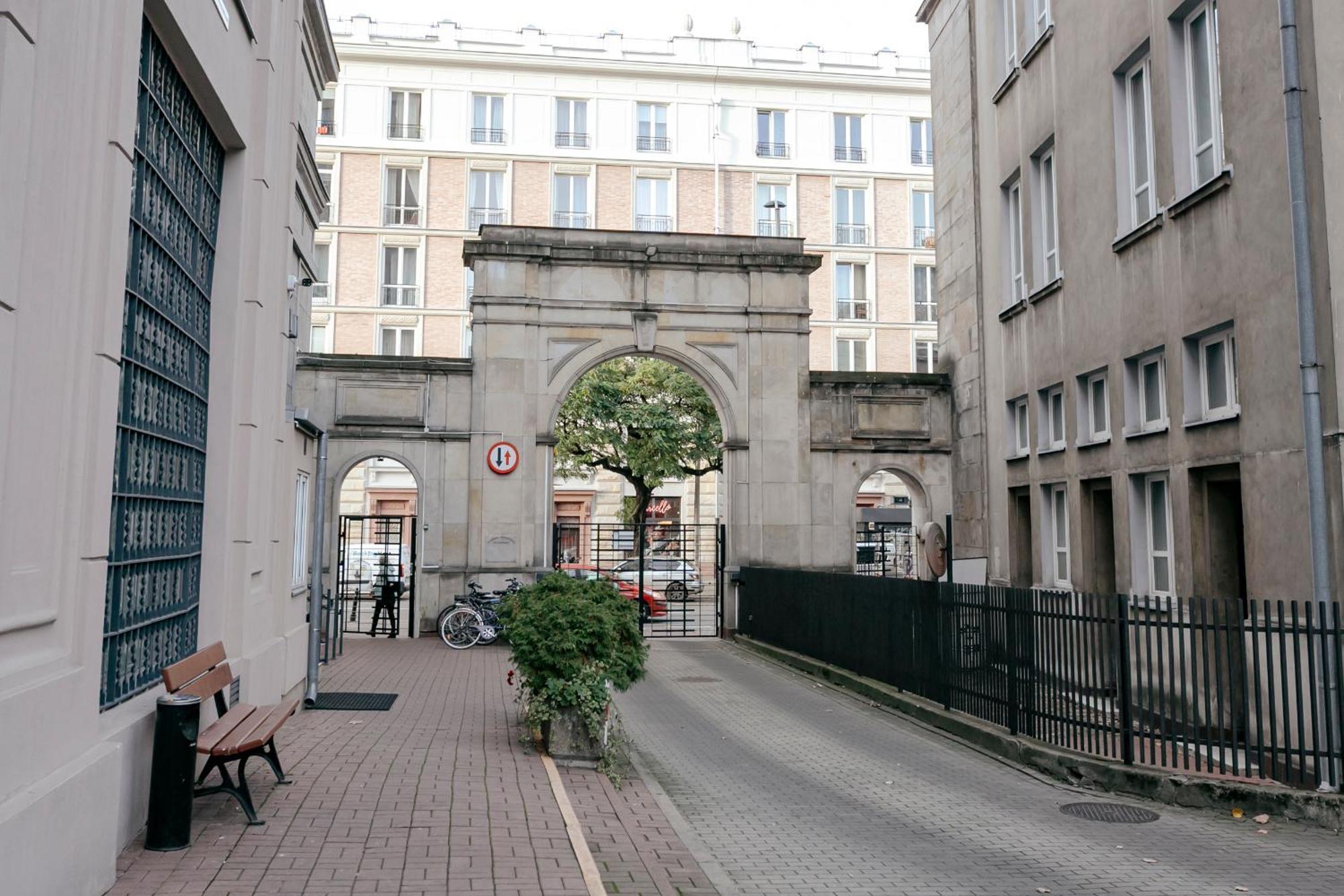 Plac Konstytucji 6 Orange - Apartament Dla 4 Osob - Bezplatny Parking - Free Parking - Piekny Widok Na Panorame Warszawy Варшава Экстерьер фото
